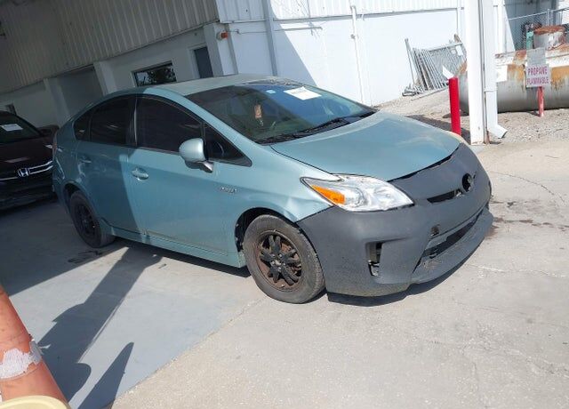 2013 TOYOTA PRIUS