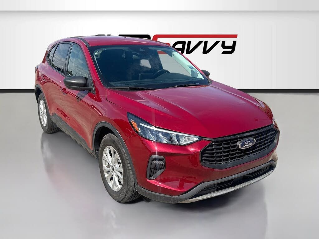 2025 FORD Escape