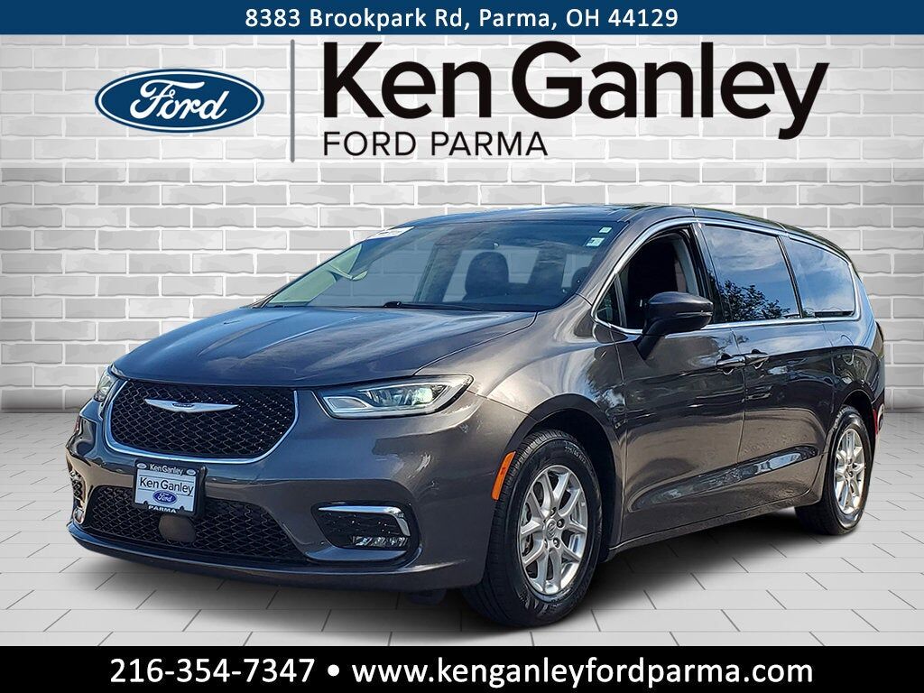 2023 CHRYSLER Pacifica