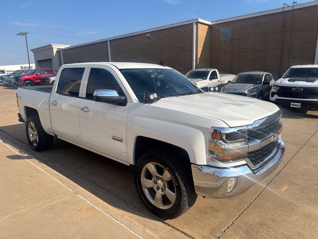 2018 CHEVROLET Silverado