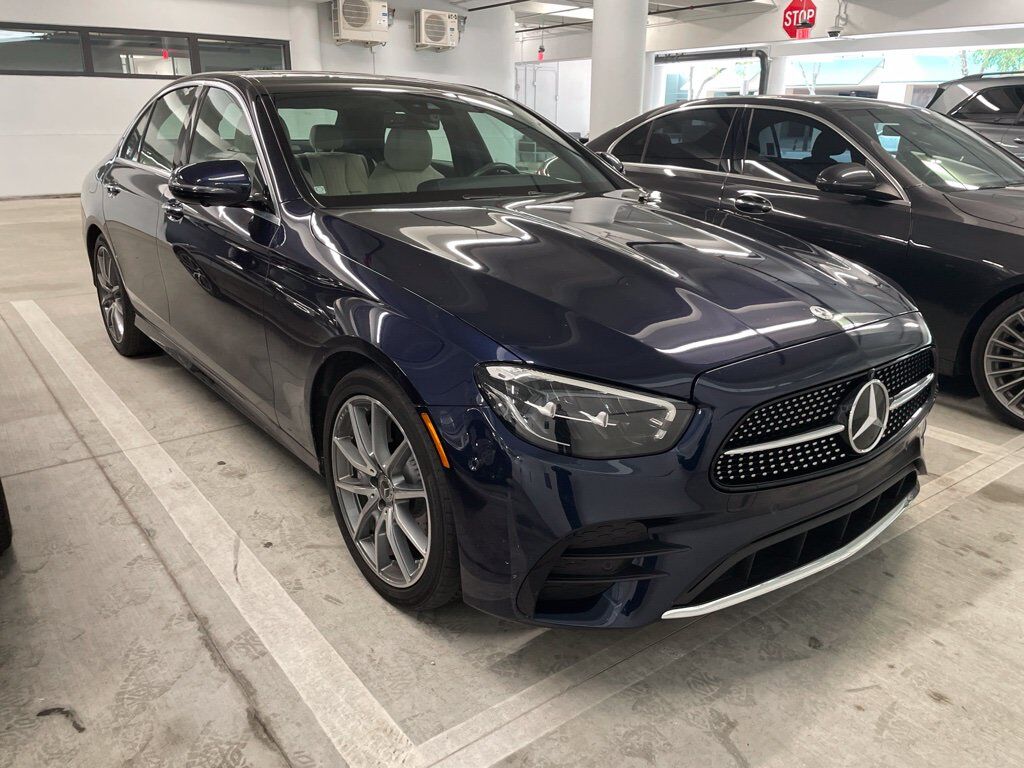 2022 MERCEDES-BENZ E-Class