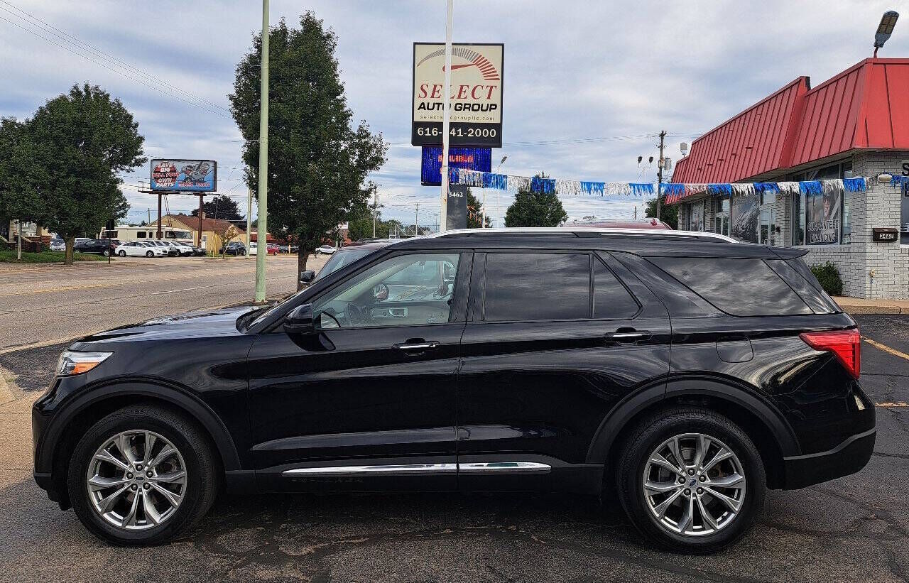 2020 FORD Explorer