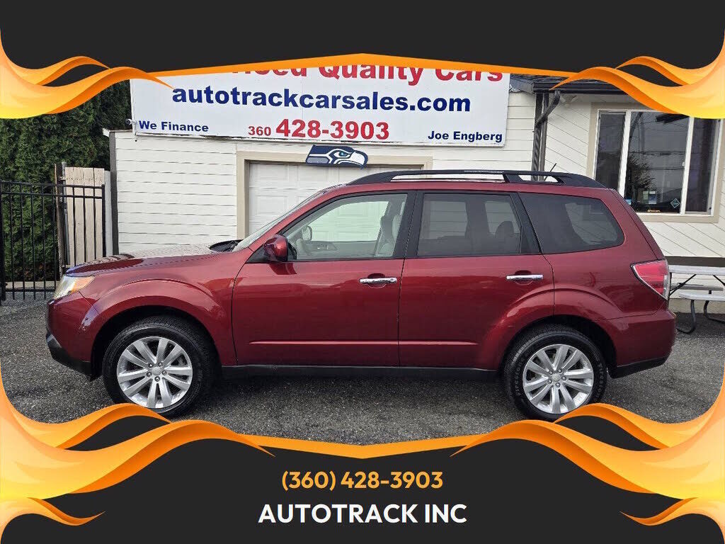 2013 SUBARU Forester