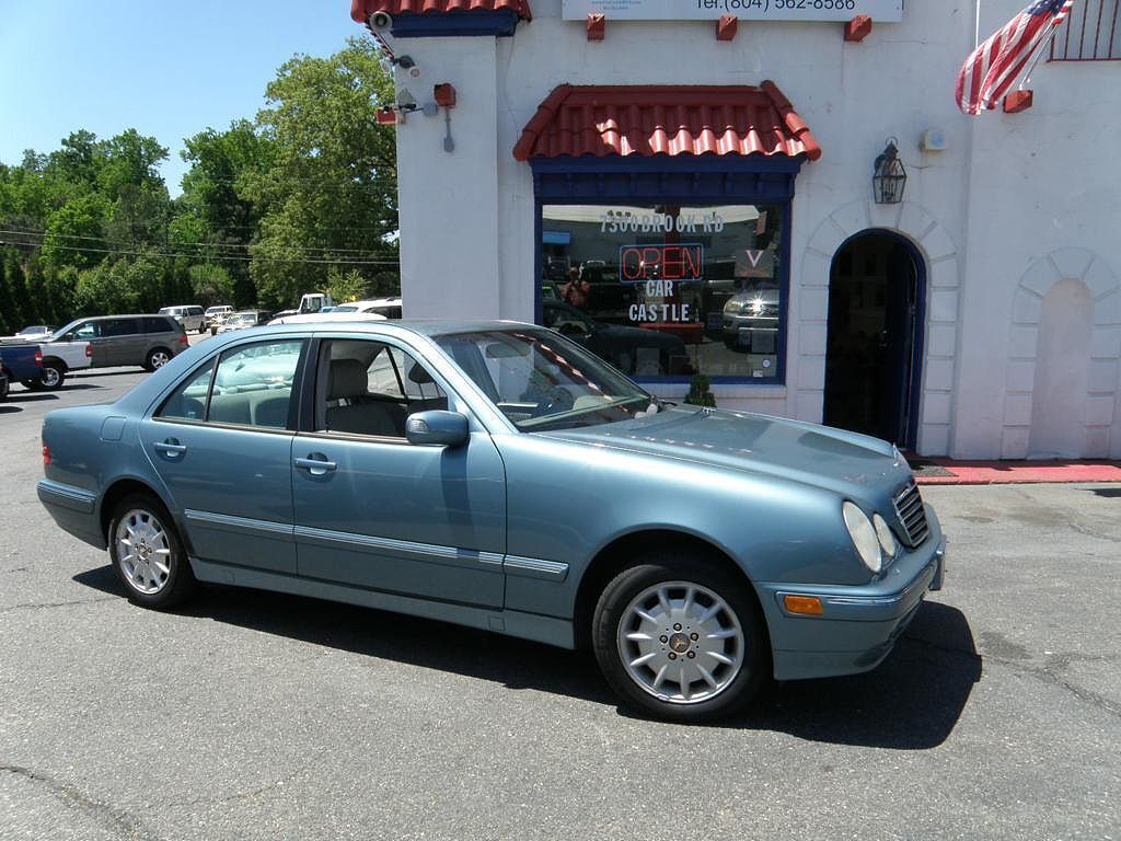 2001 MERCEDES-BENZ E-Class