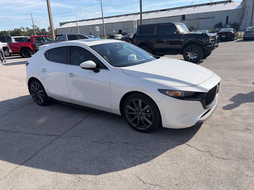2021 MAZDA Mazda3
