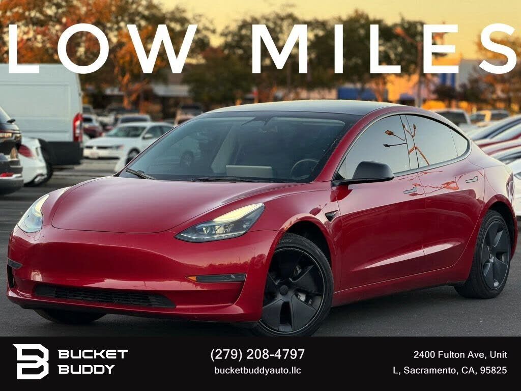 2023 TESLA Model 3