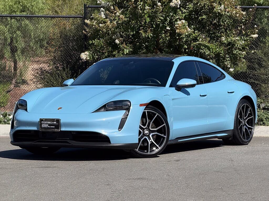 2023 PORSCHE Taycan