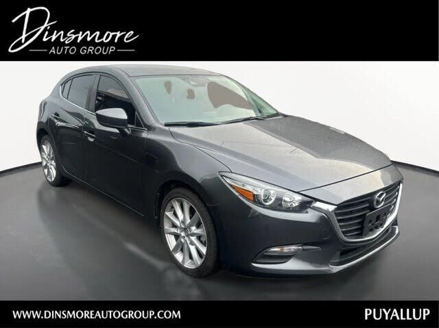 2017 MAZDA Mazda3