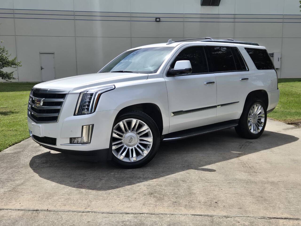 2016 CADILLAC Escalade