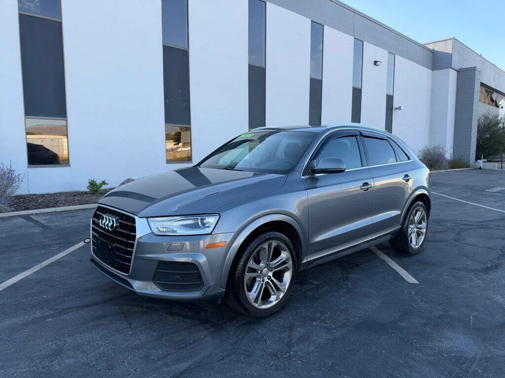 2016 AUDI Q3
