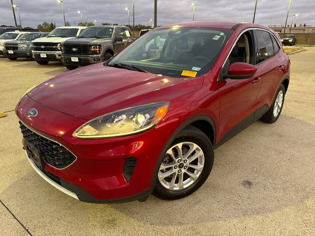 2020 FORD Escape
