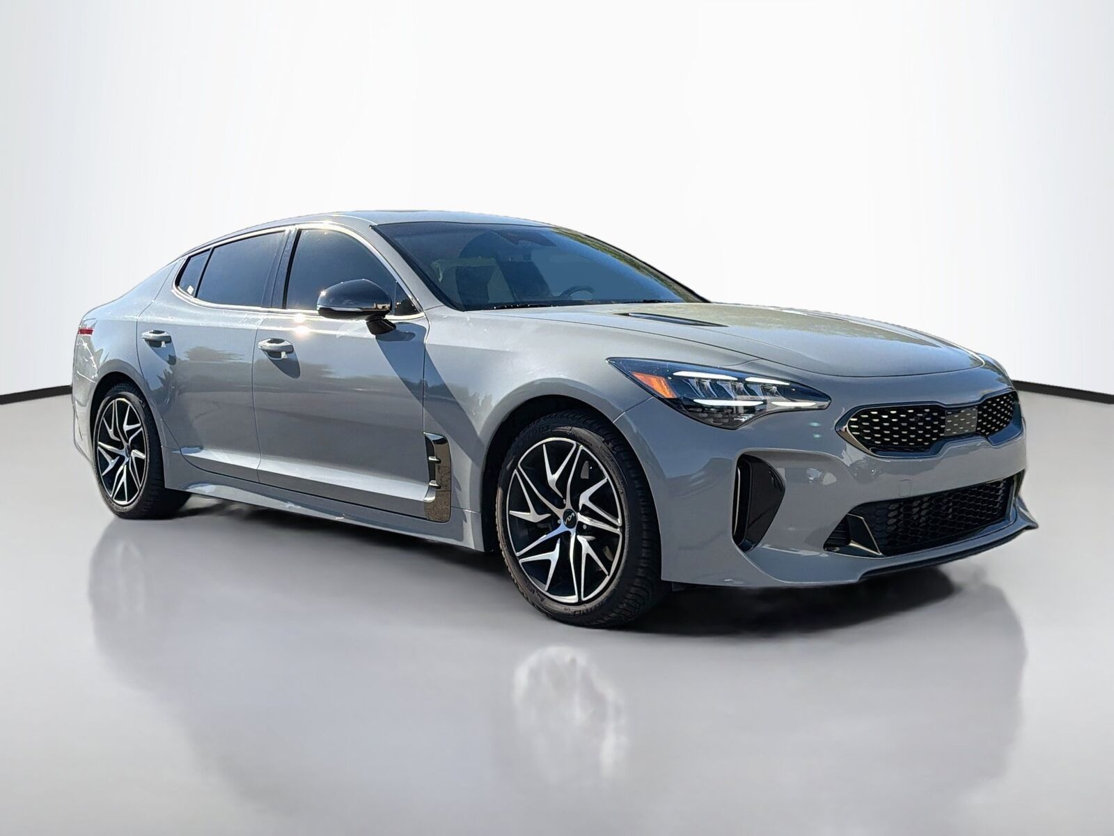 2022 KIA Stinger
