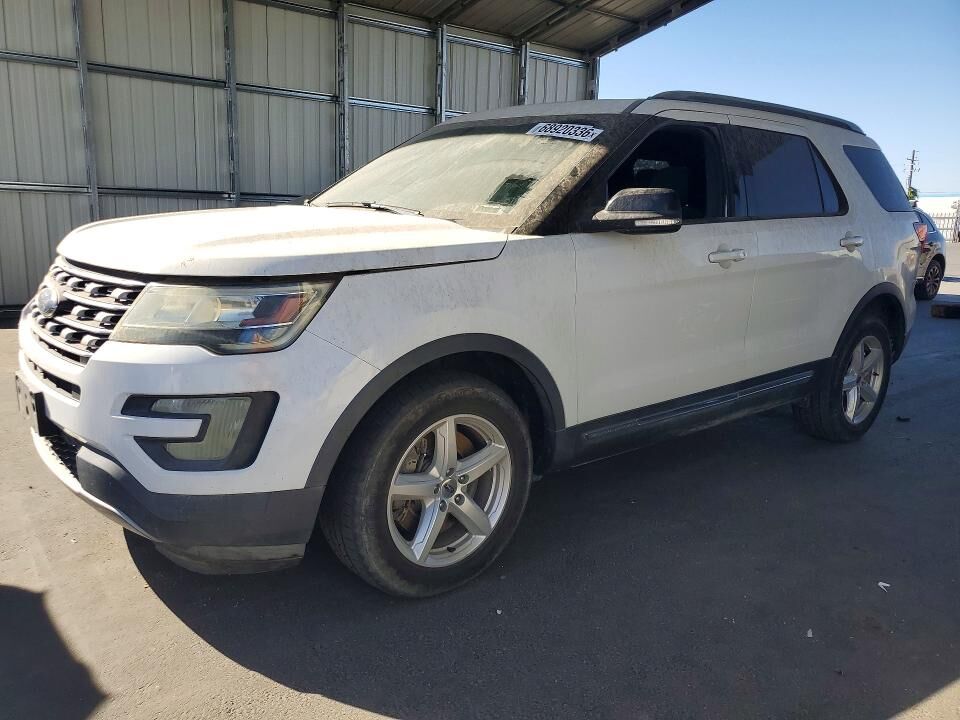 2016 FORD Explorer