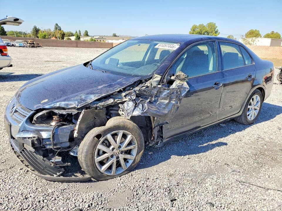 2010 VOLKSWAGEN Jetta