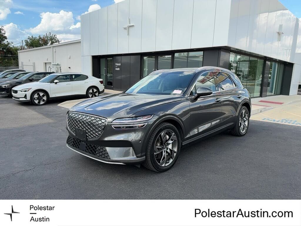 2025 GENESIS GV70