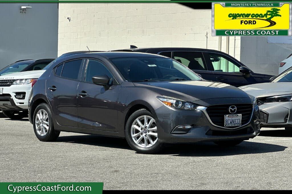 2018 MAZDA Mazda3