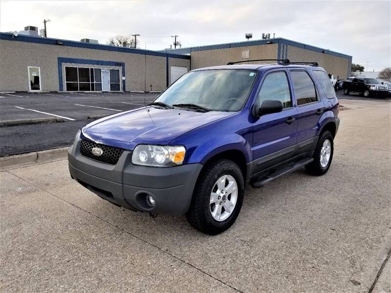 2005 FORD Escape