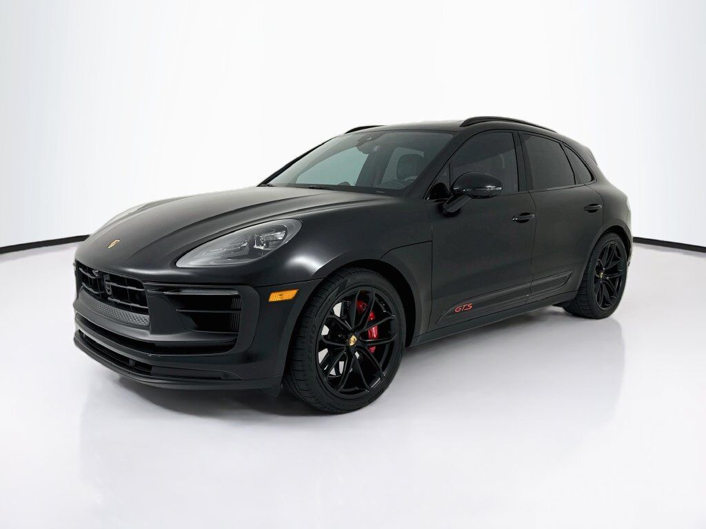 2024 PORSCHE Macan