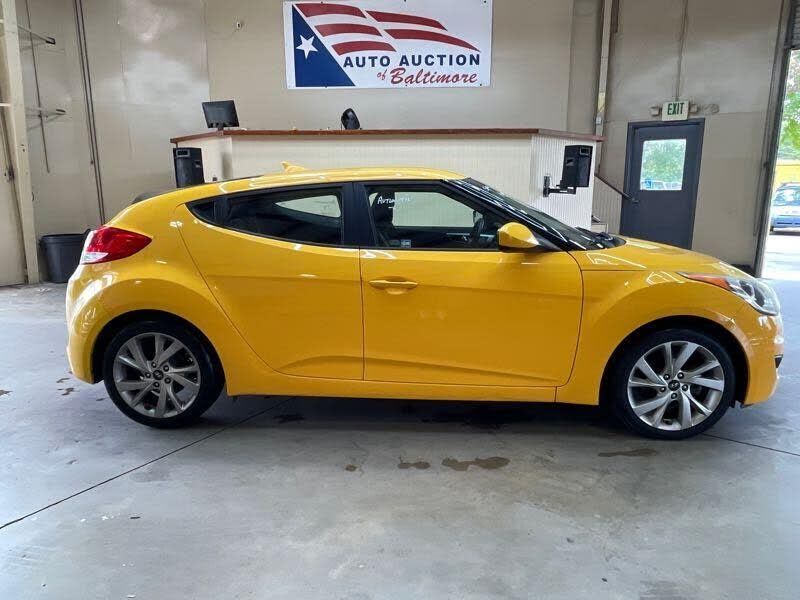 2016 HYUNDAI Veloster