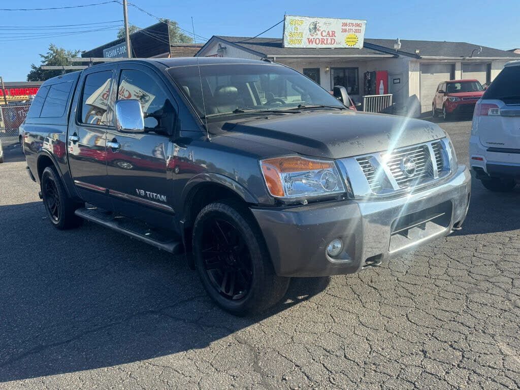2012 NISSAN Titan