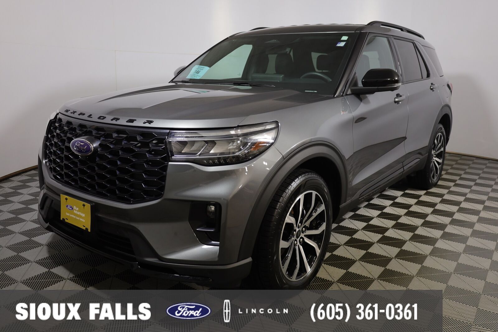 2025 FORD Explorer