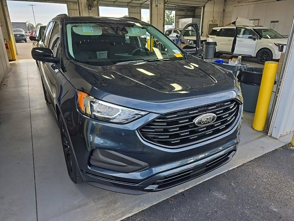 2023 FORD Edge