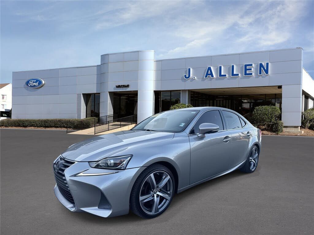 2018 LEXUS IS
