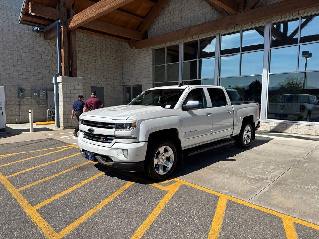 2017 CHEVROLET Silverado