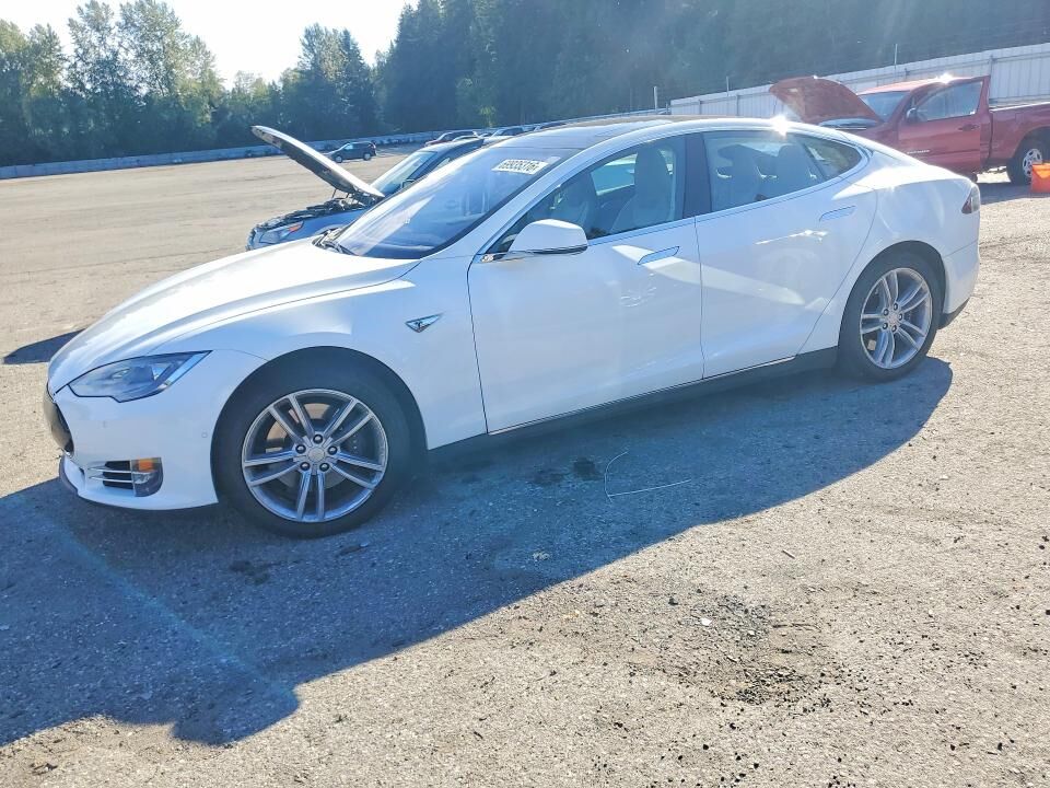 2014 TESLA Model S