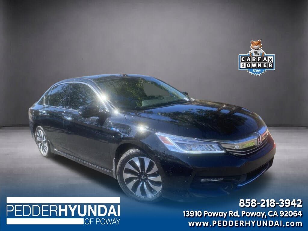 2017 HONDA Accord