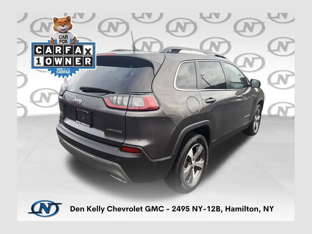 2022 JEEP Cherokee