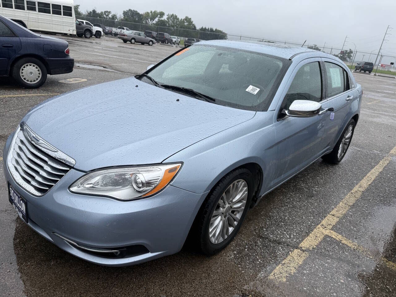 2013 CHRYSLER 200
