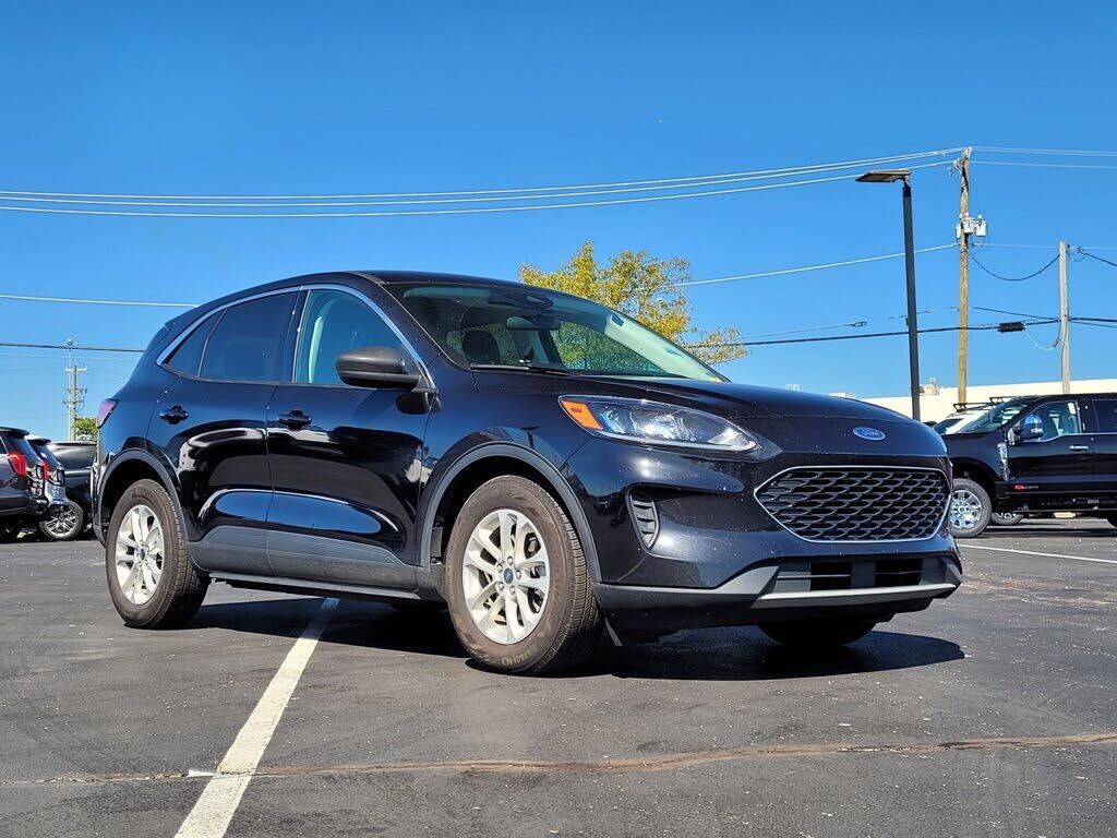 2022 FORD Escape
