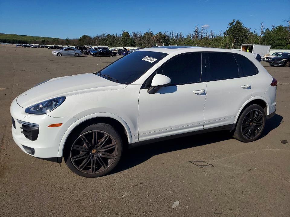 2017 PORSCHE Cayenne