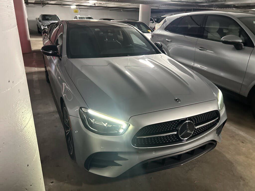 2022 MERCEDES-BENZ E-Class