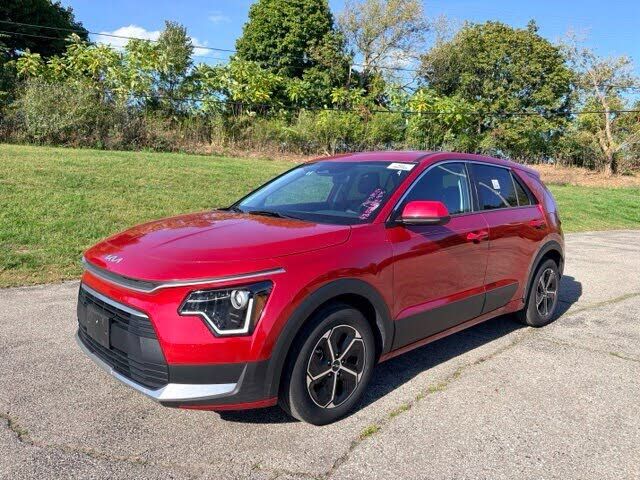 2025 KIA Niro