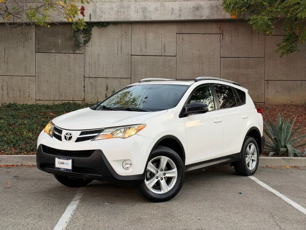 2013 TOYOTA RAV4
