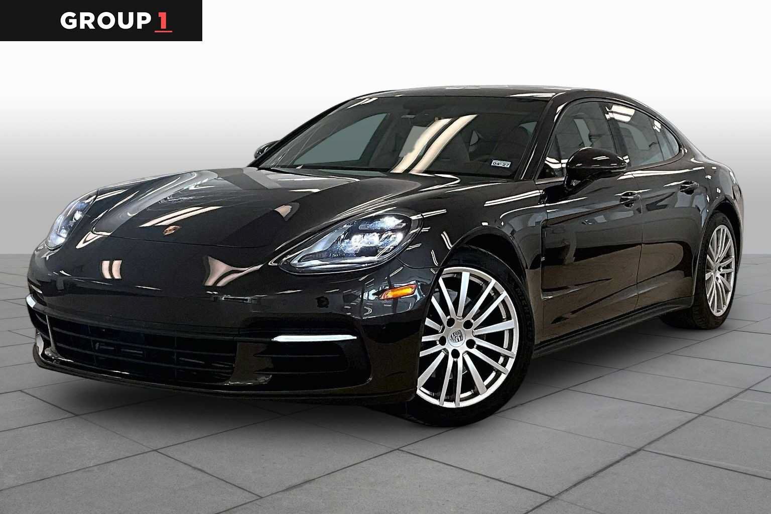 2018 PORSCHE Panamera
