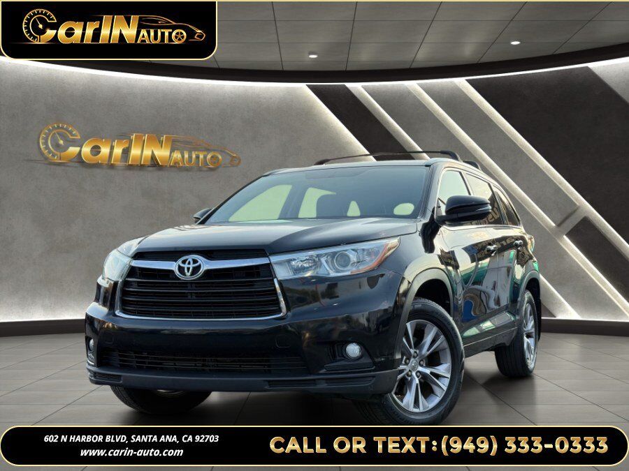 2015 TOYOTA Highlander
