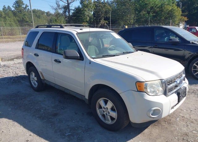 2009 FORD Escape
