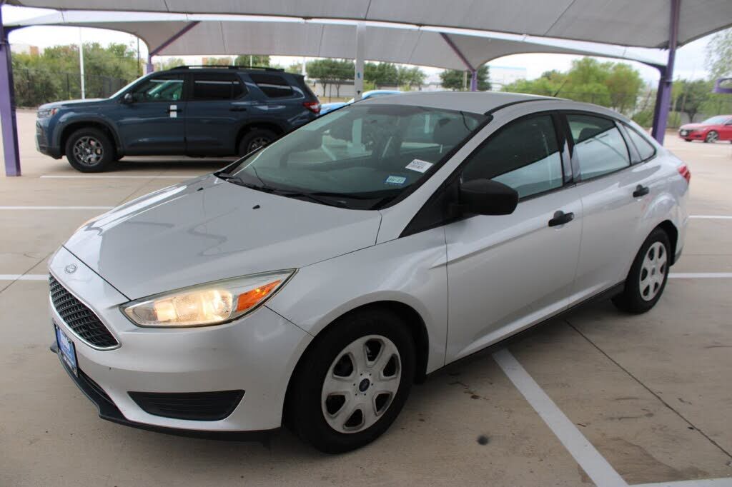 2017 FORD Focus