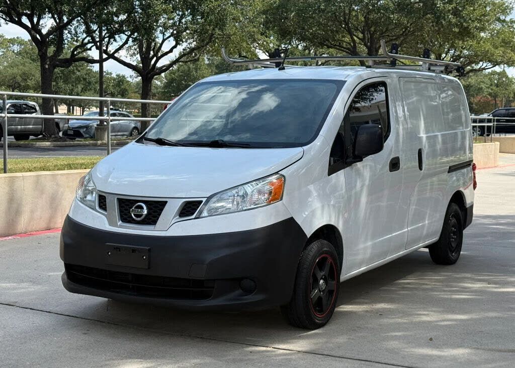 2018 NISSAN NV200