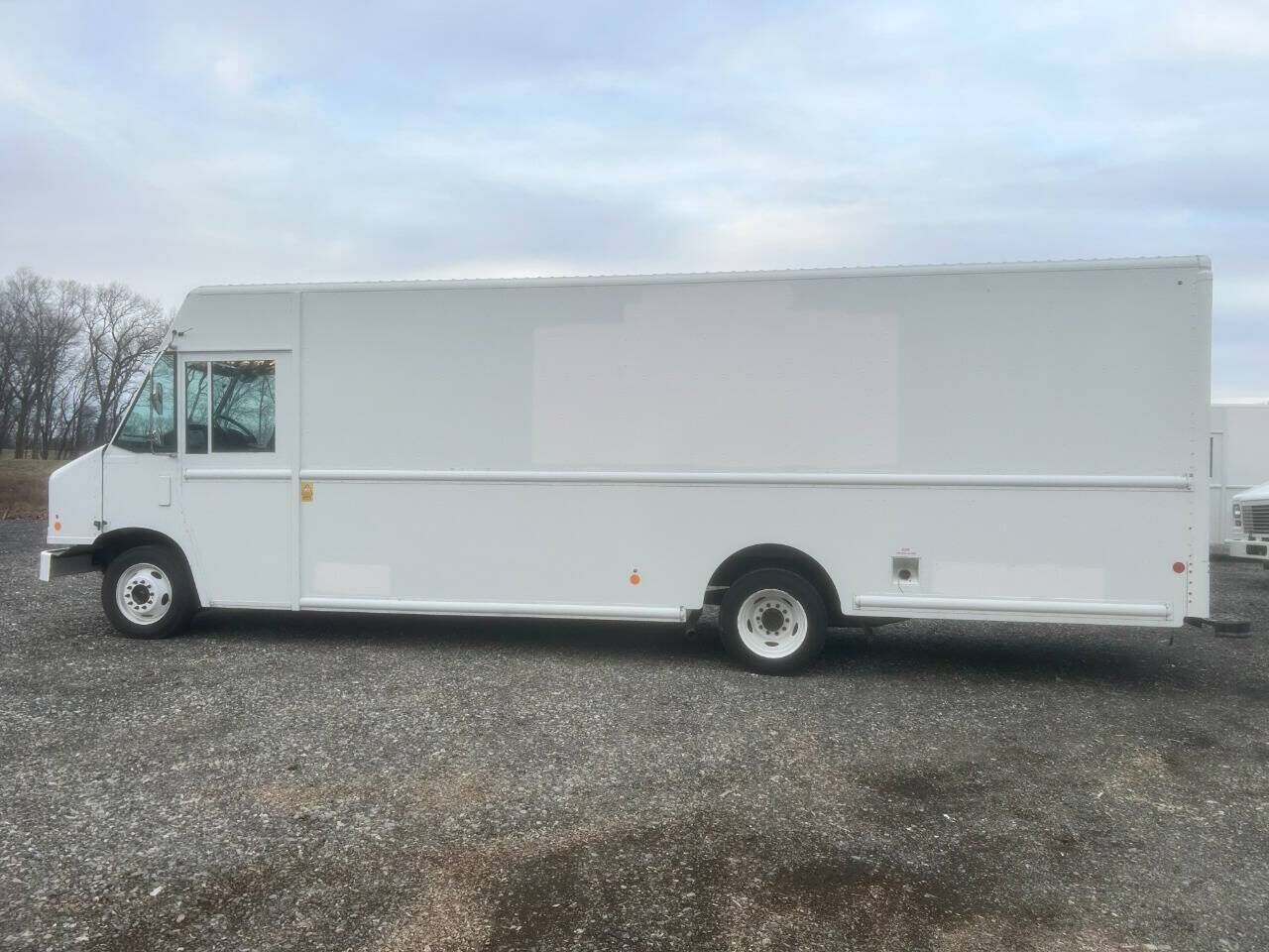 2013 FORD Commercial Chassis