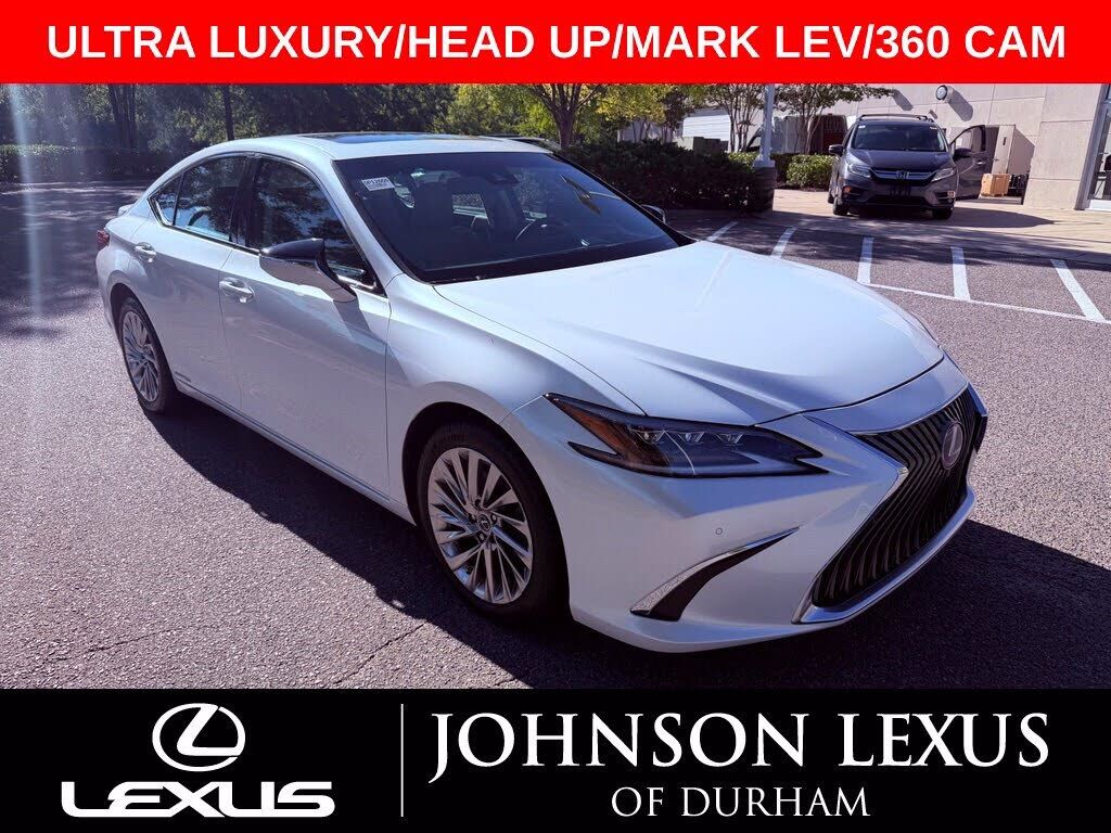 2019 LEXUS ES