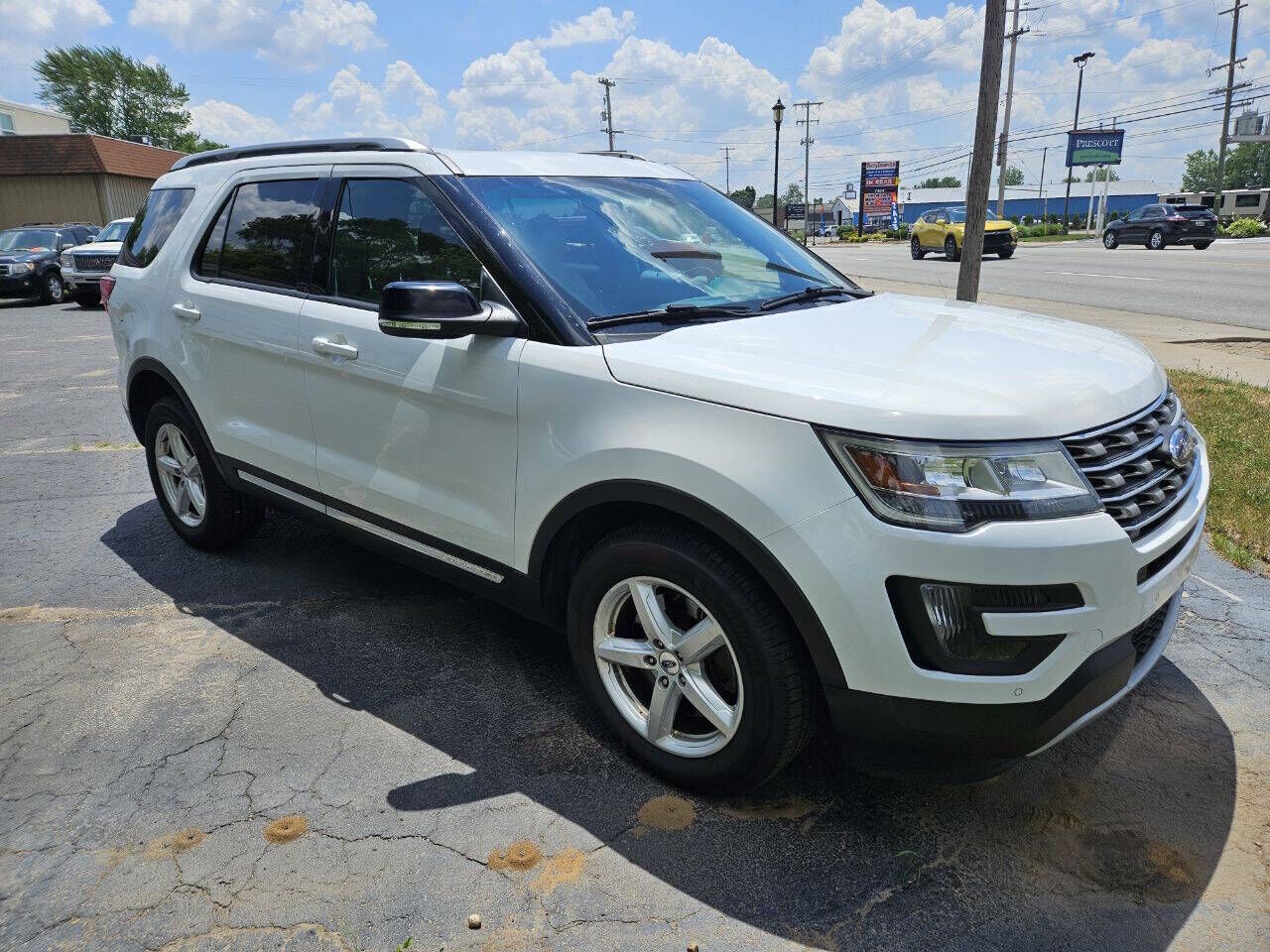 2016 FORD Explorer