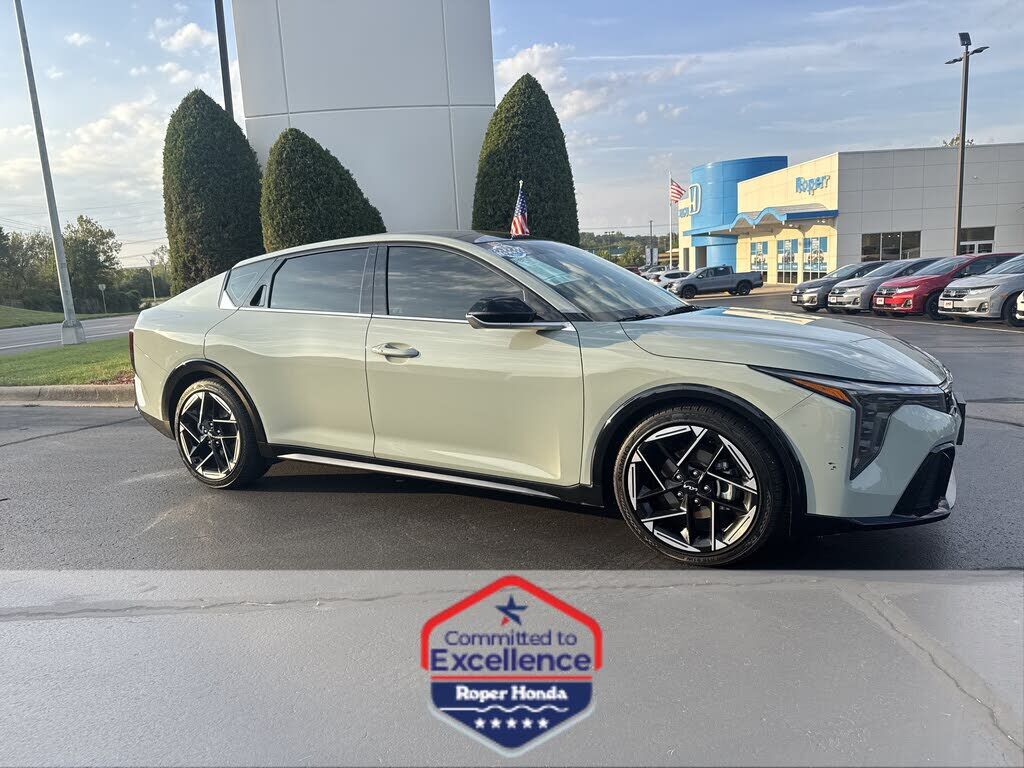 2025 KIA K4