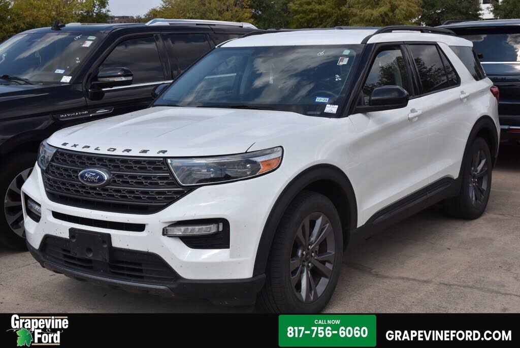 2022 FORD Explorer