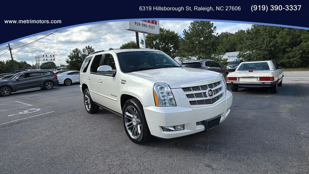 2013 CADILLAC Escalade