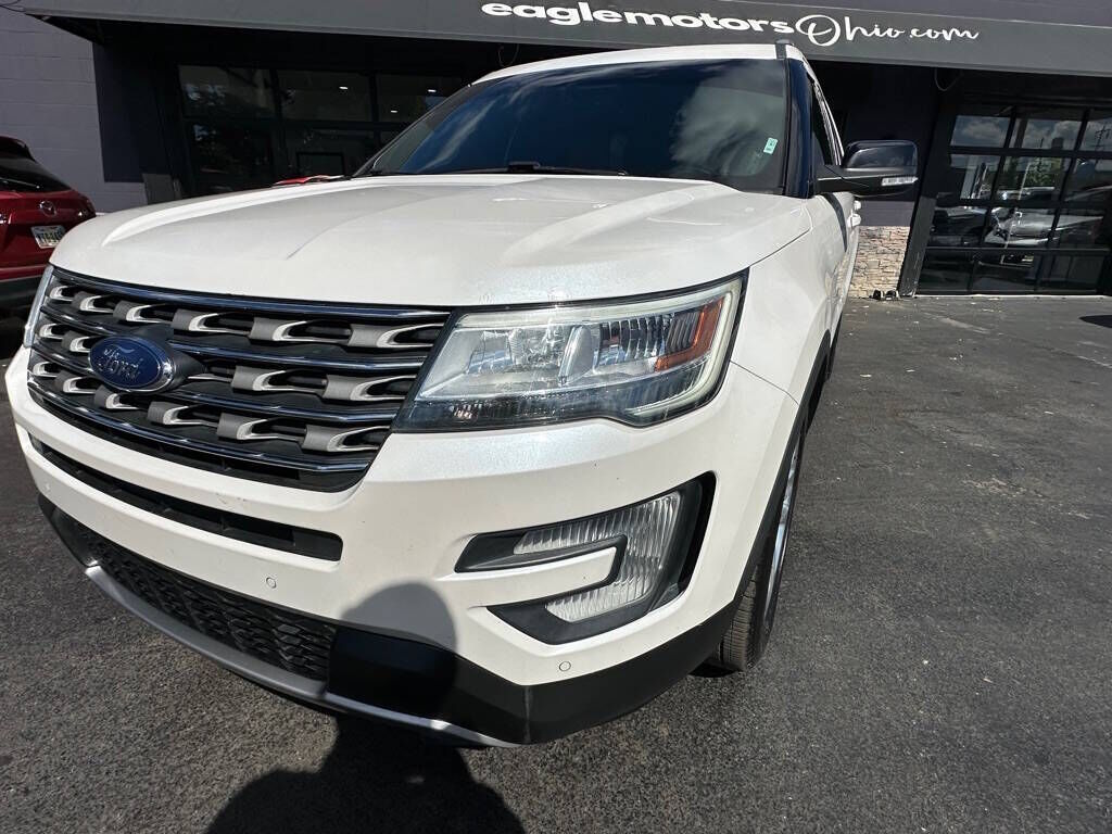 2017 FORD Explorer
