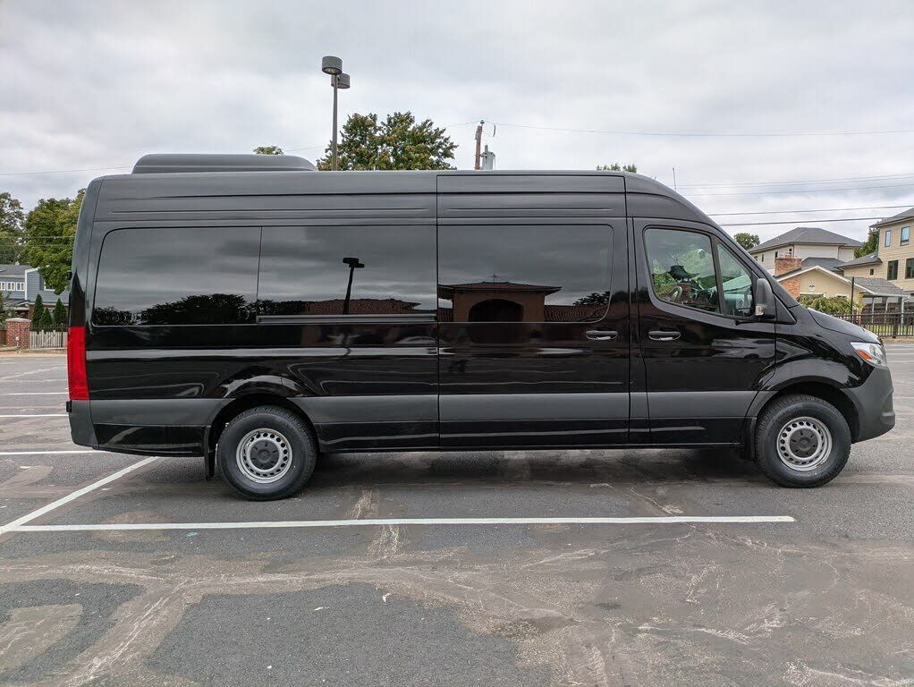 2025 Mercedes-Benz Sprinter